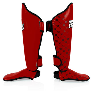 Protège-tibias Fairtex Compétition SP5 avec repose-pieds Rouge