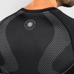 Rashguard Venum Nexus manches courtes