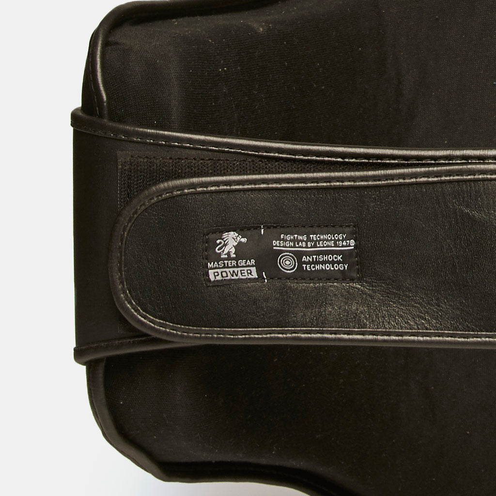 Sac De Frappe Boxe LEONE 1947 – 30 Kg, Rembourré, Cuir Synthétique Résistant, Rouge - 7