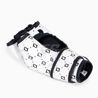 Gants MMA Fairtex 4 oz FGV17 Blanc 