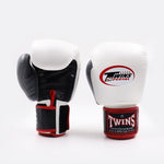 Gants de Muay Thai Twins Special BGVL4 Noir-blanc-gris-Combat Arena
