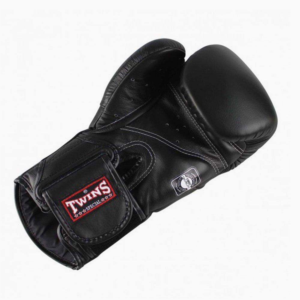 Articles noirs pour arts martiaux et sports de combat Articles noirs pour arts martiaux et sports de combat