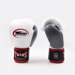 Gants de Muay Thai Twins Special BGVL4 Noir-blanc-gris
