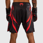 Pantaloncini MMA Venum Amazonia Reborn Nero-rosso-Combat Arena