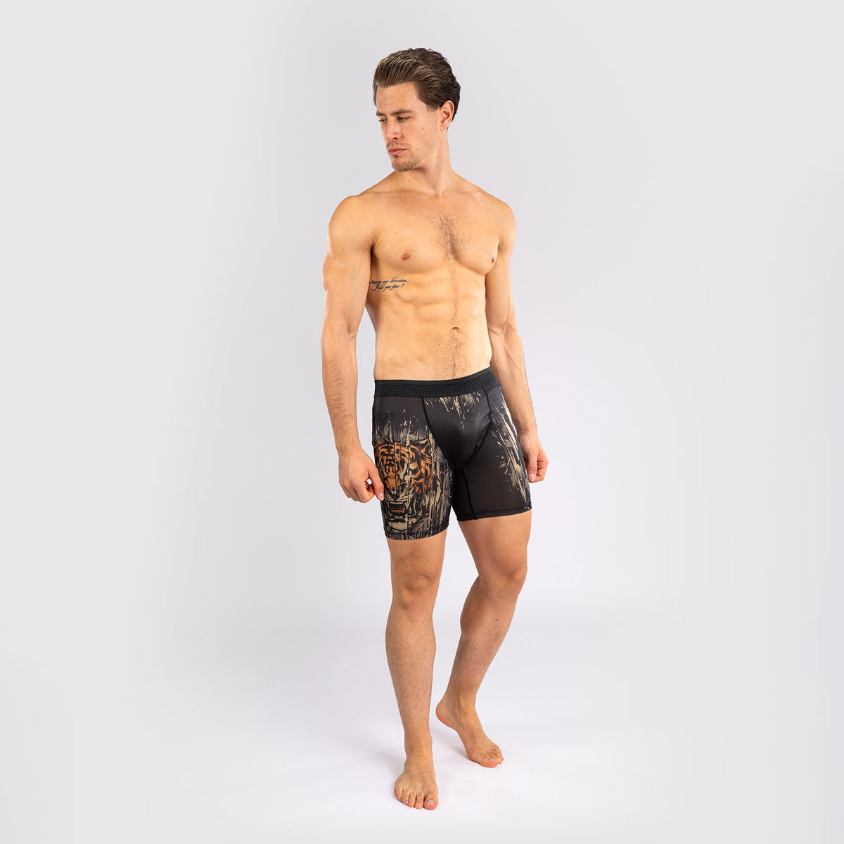 Shorts à compression Venum Tiger Noir - Pantalons compression – Combat ...