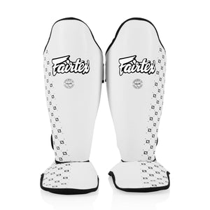 Protège-tibias Fairtex Compétition SP5 avec repose-pieds Blanc 