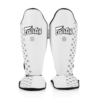 Protège-tibias Fairtex Compétition SP5 avec repose-pieds Blanc 