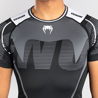 Rashguard Venum Adrenaline manches courtes Noir-gris 