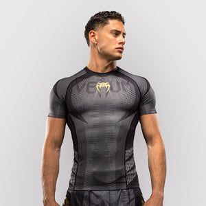 Rashguard Venum Galactic 3.0 manches courtes Noir-or-Combat Arena