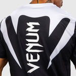 T-shirt Venum Attack 90 Dry Tech Noir-blanc-Combat Arena